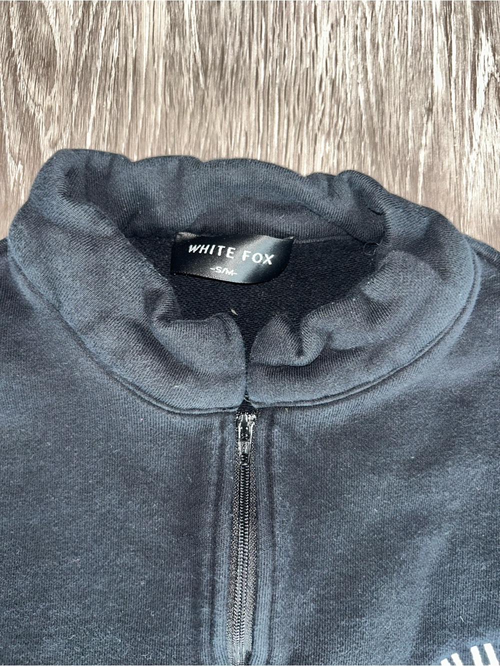 White Fox pullover - Picture 3 of 4
